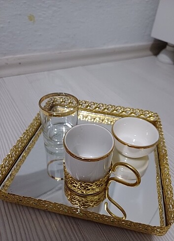 Damat Kahvesi Tepsisi