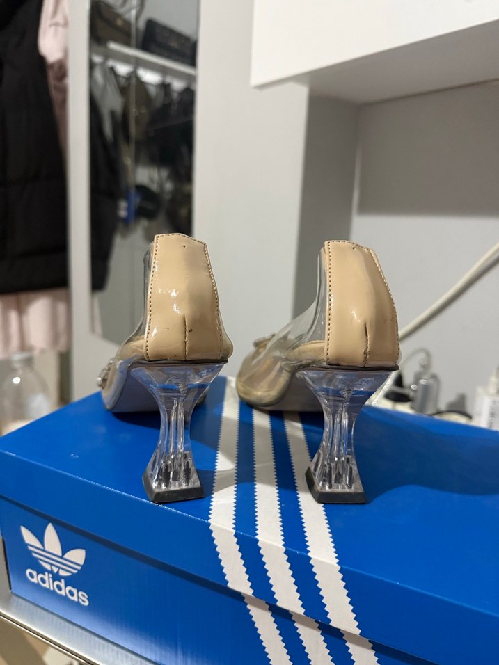 Beyaz Taşlı Şeffaf Topuklu Kadın Ayakkabı - Görsel 4