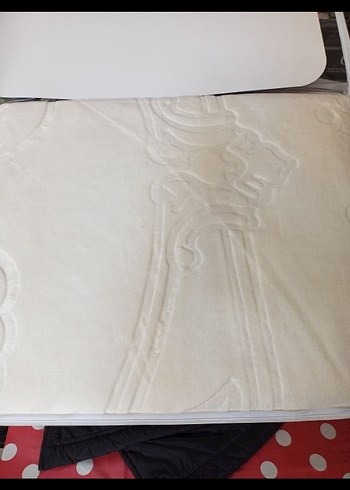 Kristal ÇİFT KİŞİLİK Beyaz Desenli Battaniye - Görsel 3