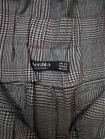 xs Beden Bershka kumaş pantolon