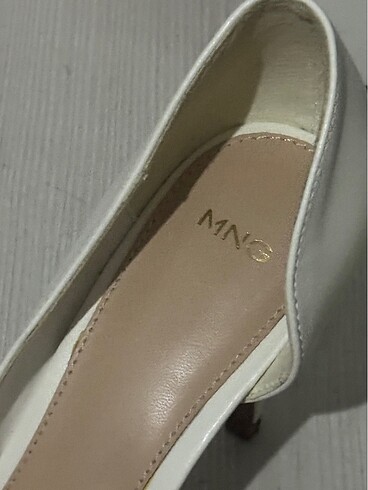 39 Beden MANGO stiletto