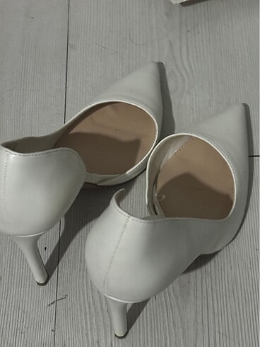 39 Beden beyaz Renk MANGO stiletto