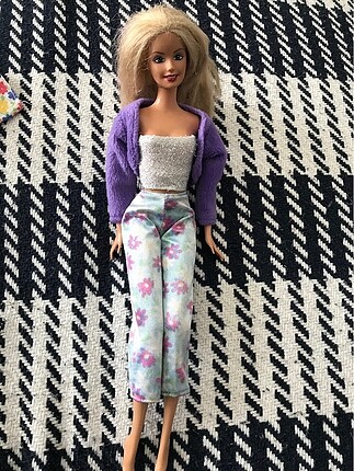 Barbie ve giysileri