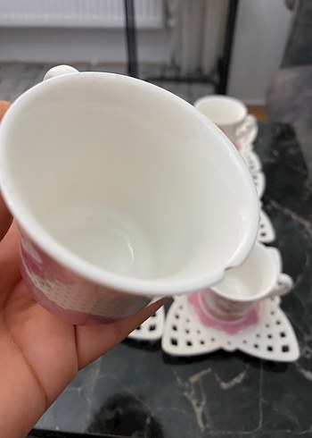 Pembe Desenli 6'lı Fincan ve Tabak Seti - Görsel 6