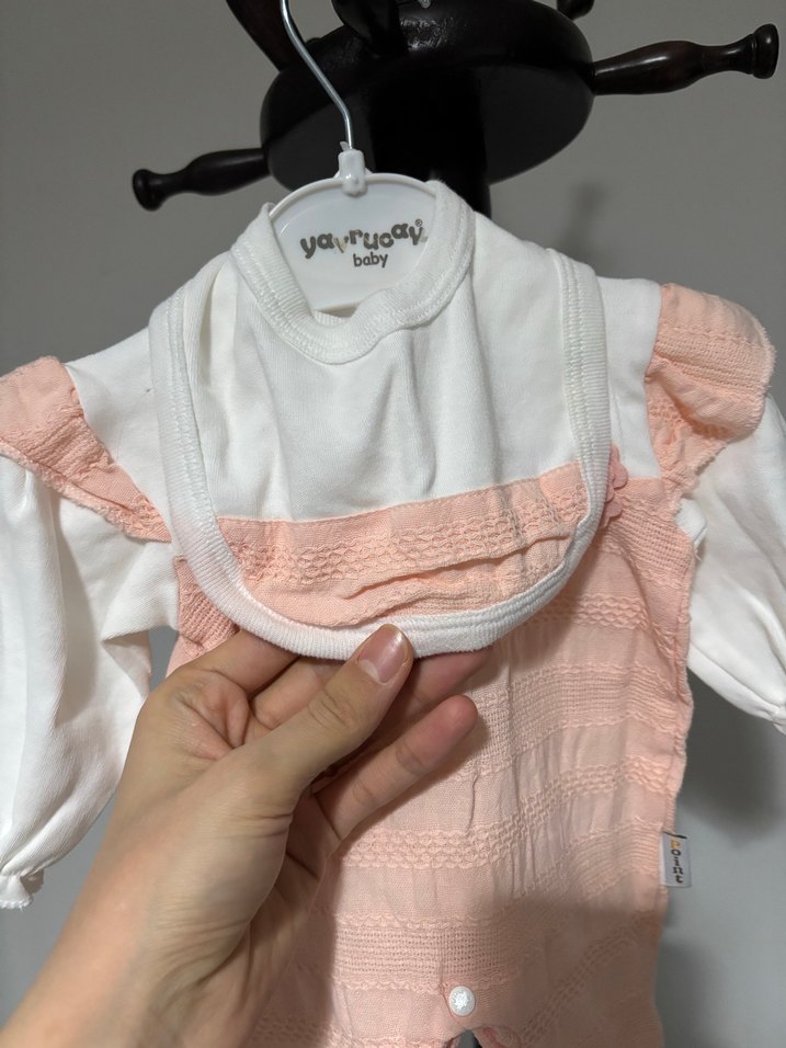 Pudra Örgü Desenli Bebek Kız Tulum - Görsel 5