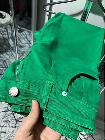 Yeşil pantolon