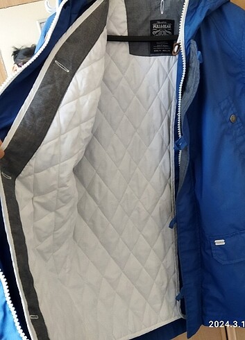 Pull and Bear Unisex mont 