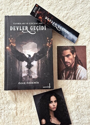 Devler Geçidi, Lolla Yayınları