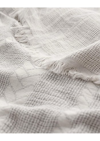 Gri Beyaz Düz Çift Kişilik Yatak Örtüsü - Görsel 2