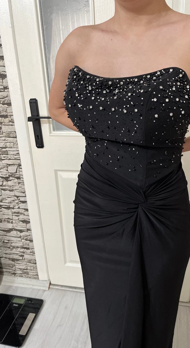 Drapeli Siyah Straplez Uzun Abiye Elbise - Görsel 3