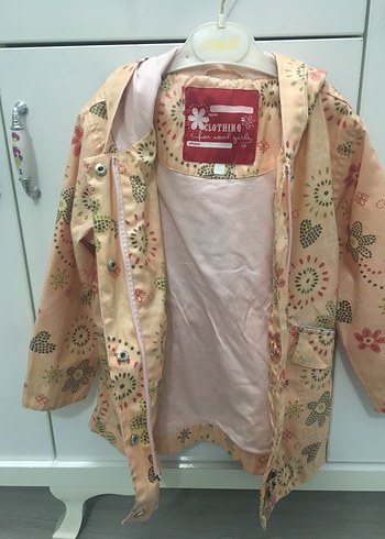 Pembe Çiçek Desenli Kız Yağmurluk - Görsel 3