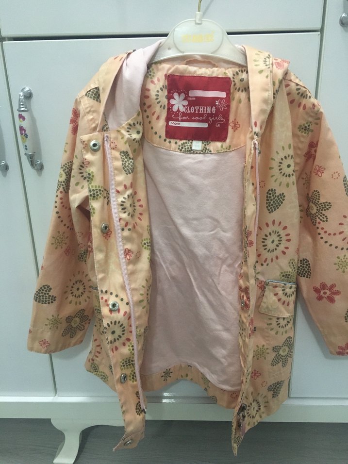 Pembe Çiçek Desenli Kız Yağmurluk - Görsel 3