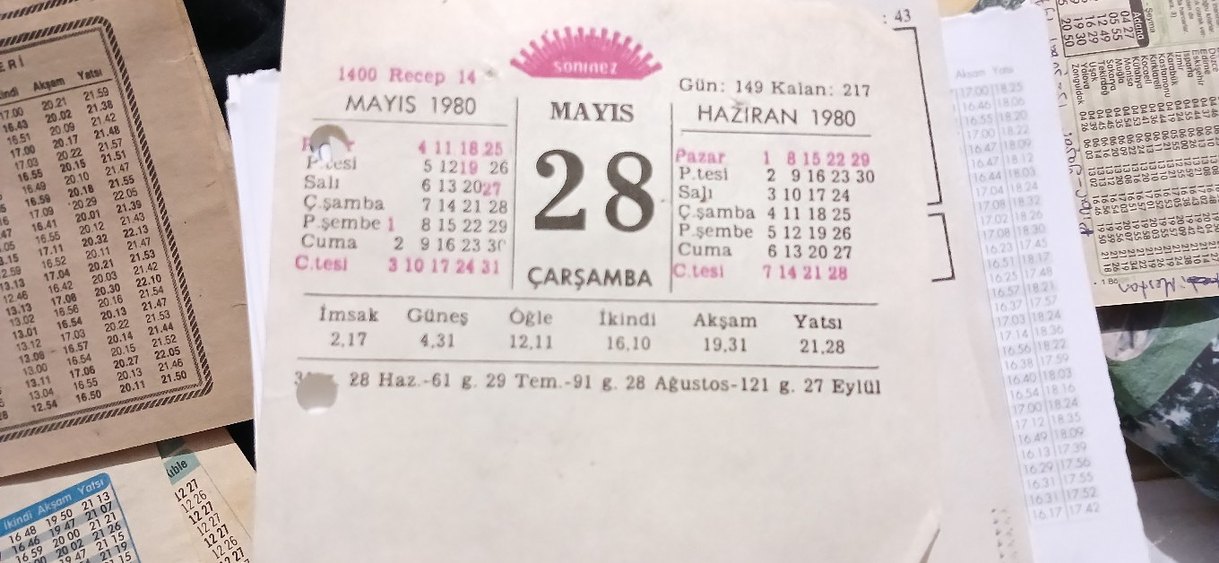 Tarih ve Takvim Sayfaları Koleksiyonu - Görsel 3