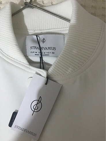 m Beden beyaz Renk Stradivarius bomber ceket