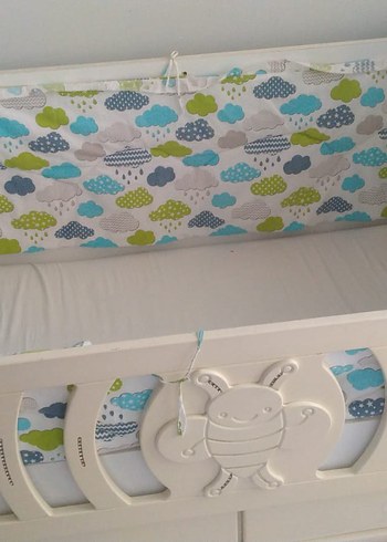 Babyes Beyaz Ahşap Bebek Beşiği