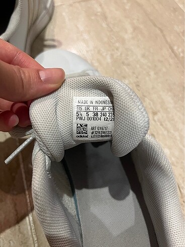 38 Beden çeşitli Renk Adidas spor ayakkabı