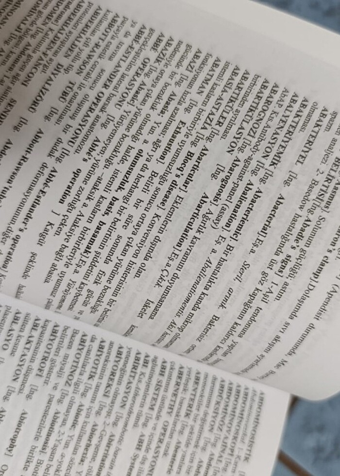 Sağlık  Terimleri Cep Sözlüğü  - Görsel 2