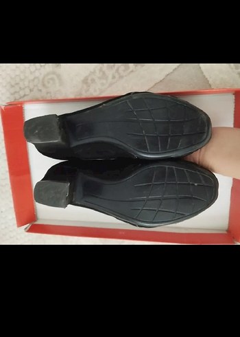 Kadın Siyah Pliseli Klasik Topuklu Ayakkabı - Görsel 3