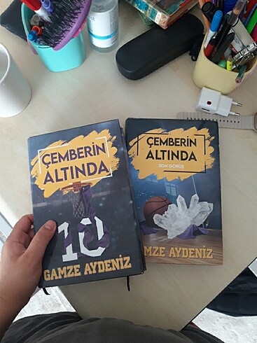 Çemberin altında serisi ciltli imzalı 