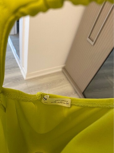 xs Beden yeşil Renk bershka elbise
