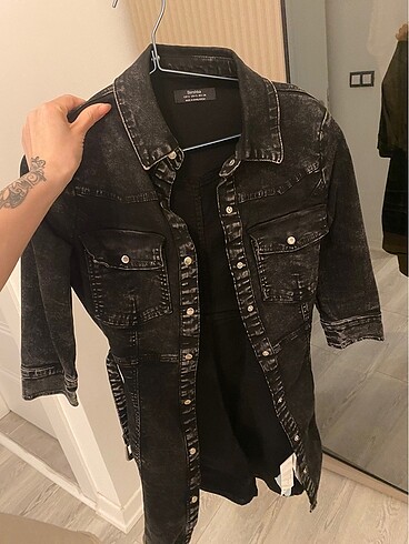 xs Beden siyah Renk Bershka kot elbise