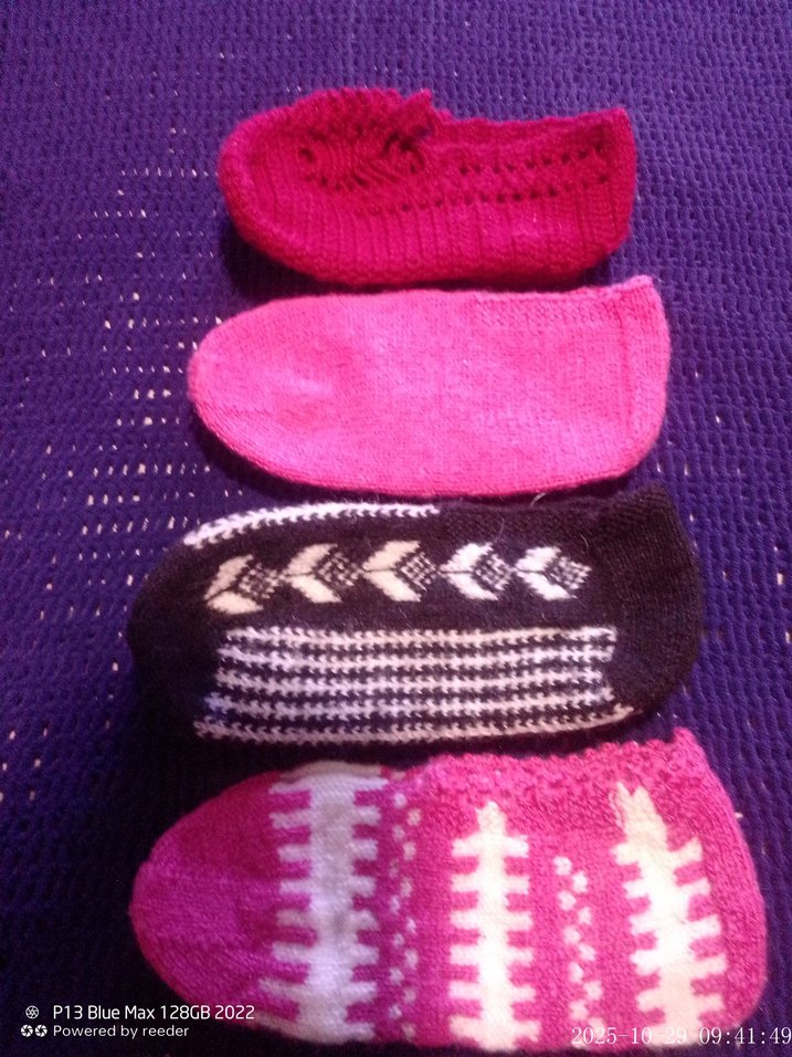 Pembe Nakışlı Kız Örgü Ev Terliği - Görsel 3