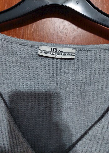 CROP  BLUZ. - Görsel 4