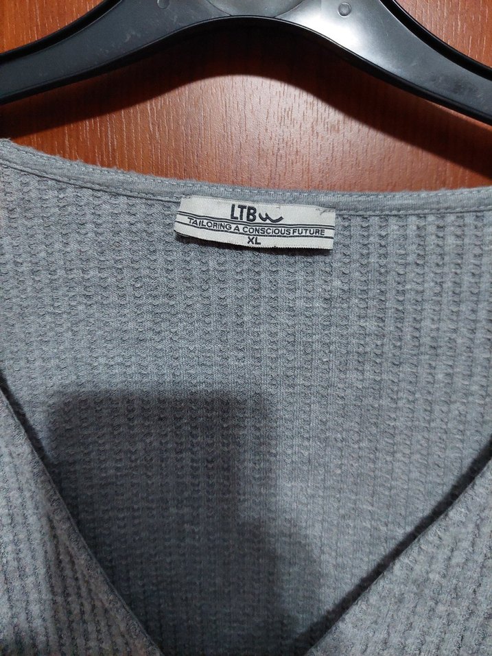 CROP  BLUZ. - Görsel 4