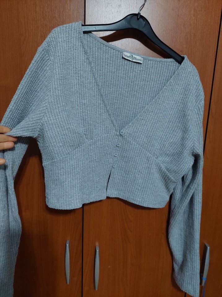 CROP  BLUZ. - Görsel 2