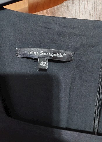 TOLGA SARAÇOĞLU KOLLEKSIYONUNDAN ŞAHANE SIYAH ELBİSE. - Görsel 7