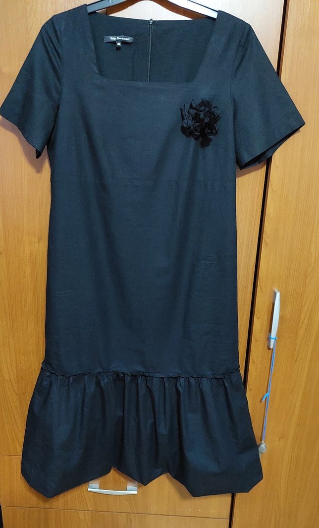 TOLGA SARAÇOĞLU KOLLEKSIYONUNDAN ŞAHANE SIYAH ELBİSE. - Görsel 2