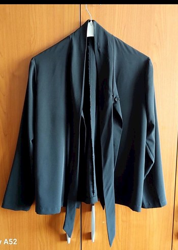 Siyah İpek Görünümlü Bağlamalı Klasik Gömlek - Görsel 3