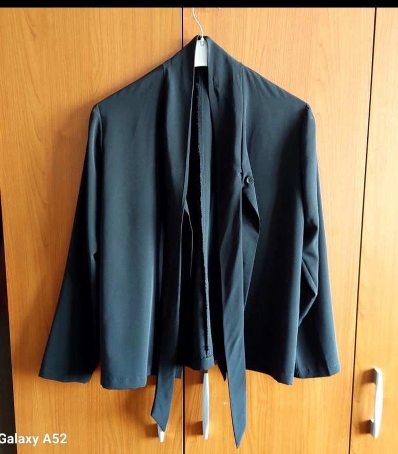 Siyah İpek Görünümlü Bağlamalı Klasik Gömlek - Görsel 3