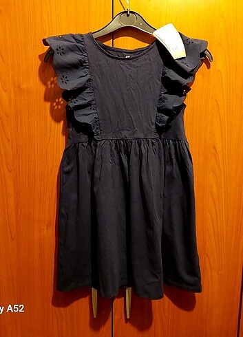 Koton H&M 6/8 yaş elbise. 