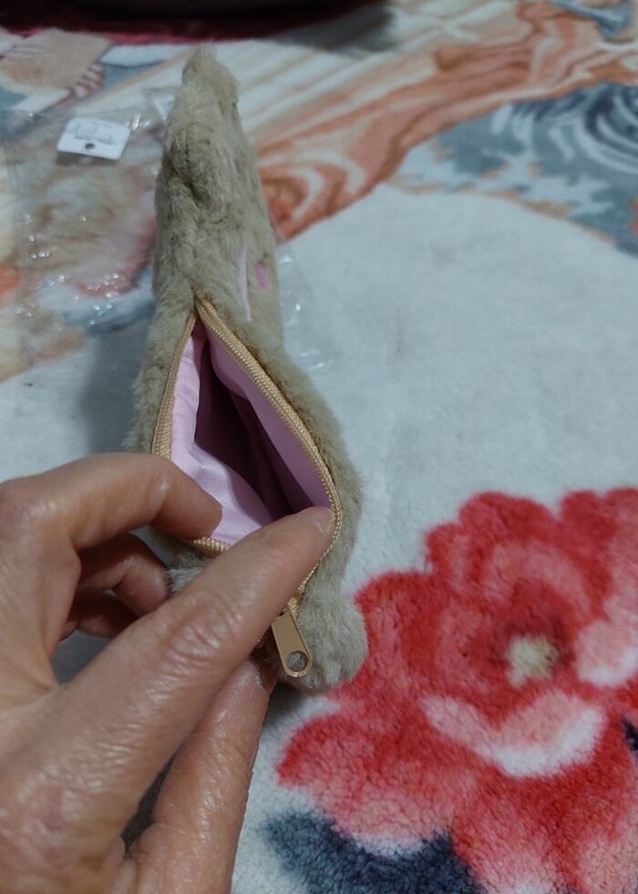 Peluş çok amaçlı patili mini cüzdanı - Görsel 5