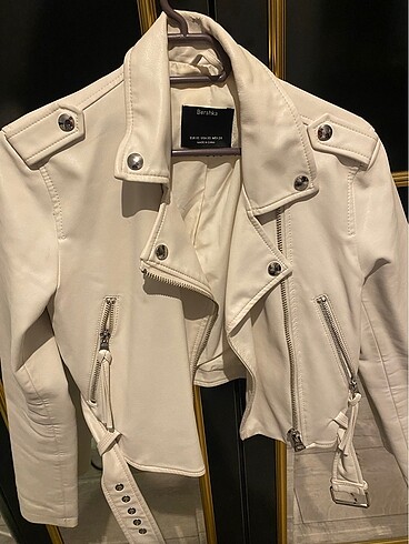 xs Beden Bershka
