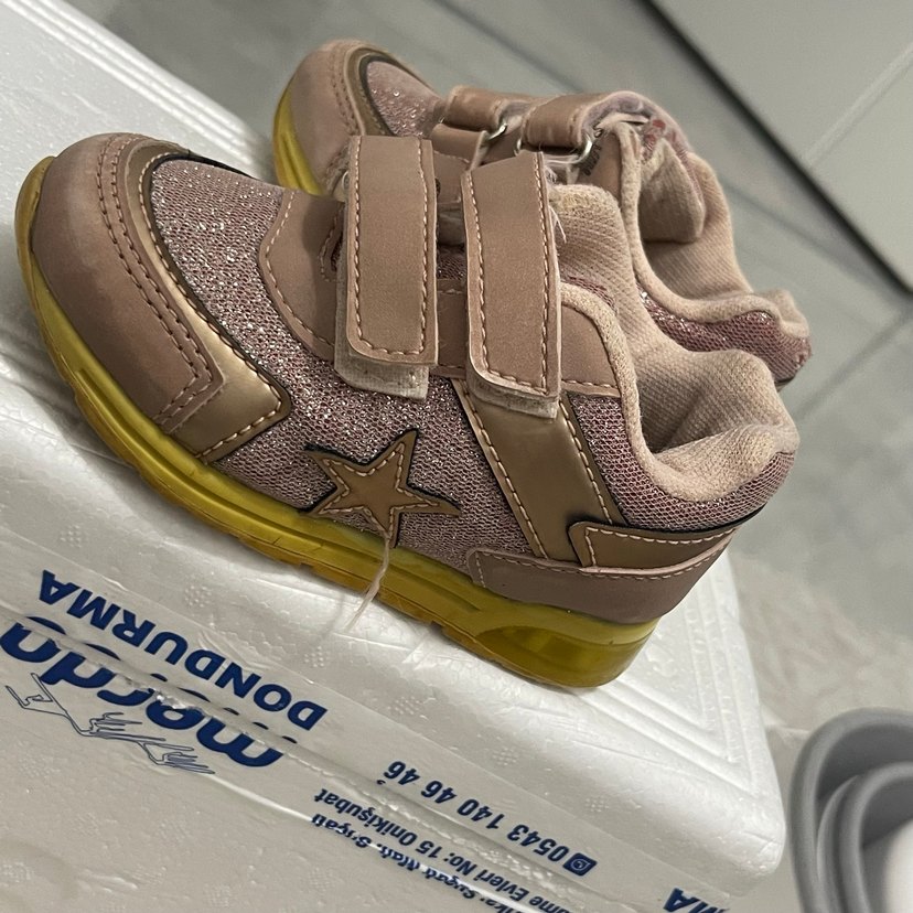 Kız Çocuk Pembe Cırt Cırtlı Spor Ayakkabı - Görsel 2