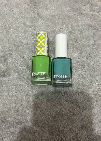 Pastel Yeşil Oje