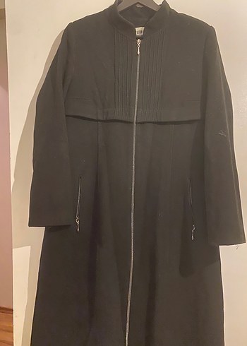 Uzun Siyah Fermuarlı Kadın Kaban - Görsel 2