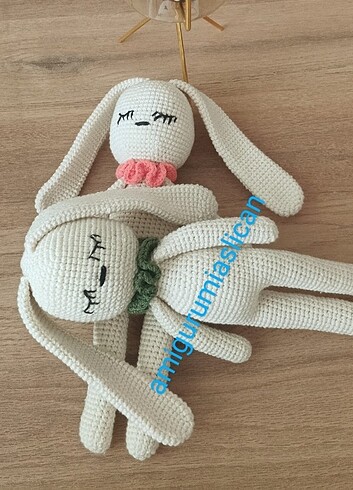  Beden Amigurumi uykucu tavşan 