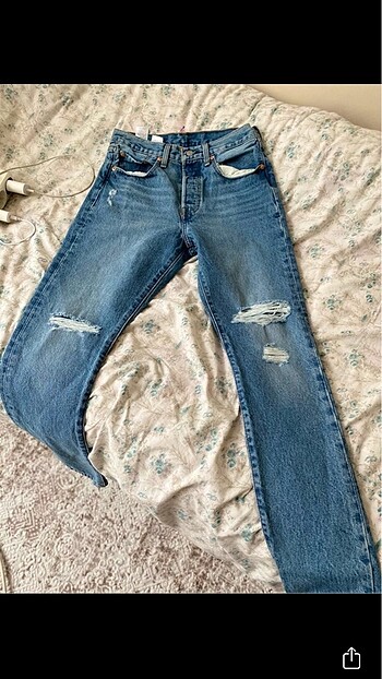 27 Beden mavi Renk Orijinal levis
