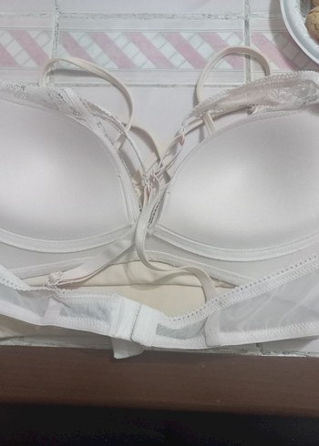 Beyaz Çiçek Desenli Bohem Sütyen - Görsel 3