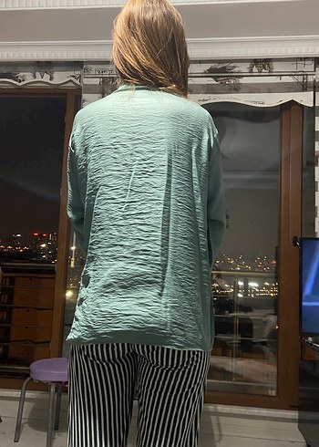 Diğer Yeşil Pliseli Uzun Kollu Kadın Gömlek