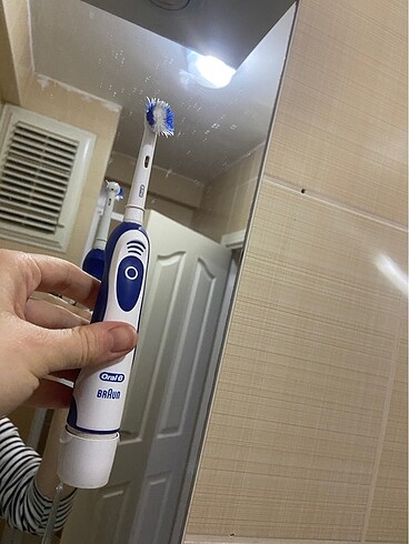 Beden Pilli oral b diş fırçası