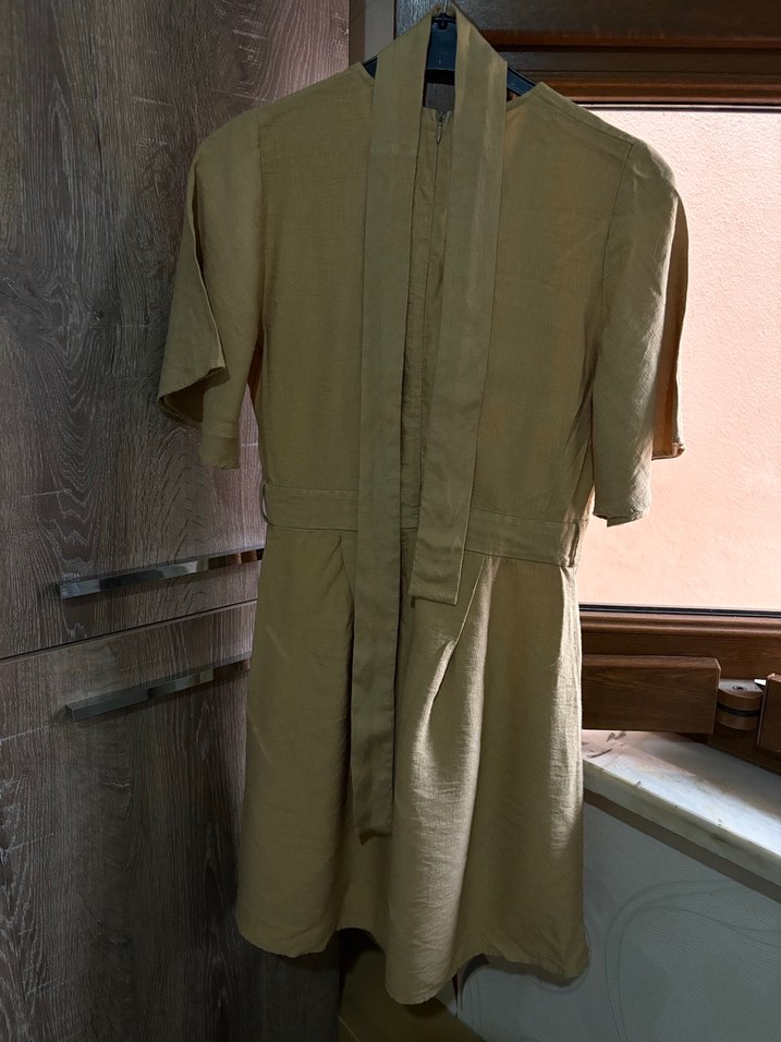 Bej Keten V Yakalı Kısa Tulum - Görsel 3