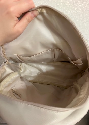 Beyaz Deri Kadın Sırt Çantası - Görsel 9
