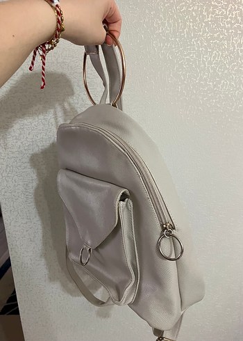 Beyaz Deri Kadın Sırt Çantası - Görsel 3