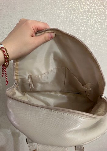 Beyaz Deri Kadın Sırt Çantası - Görsel 6