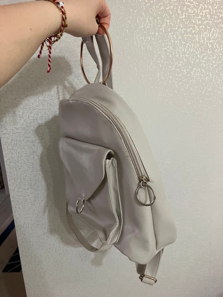 Beyaz Deri Kadın Sırt Çantası - Görsel 4