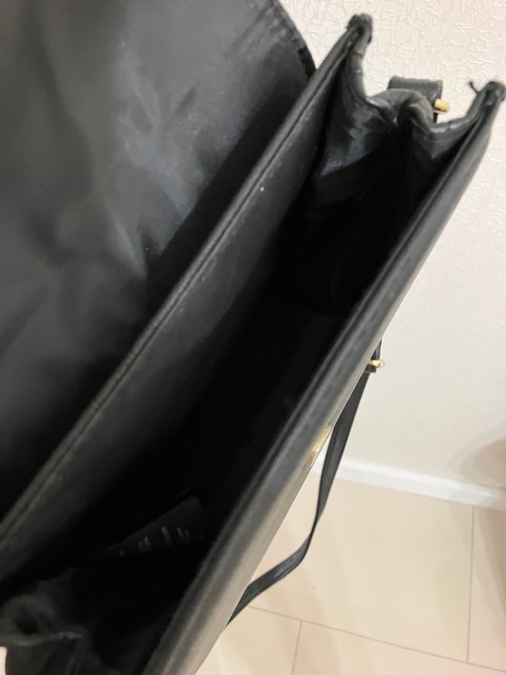 Siyah Deri Modern Klasik Kadın Çanta - Görsel 4